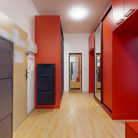 מילוביצה Apartman Topolova 912B מראה חיצוני תמונה